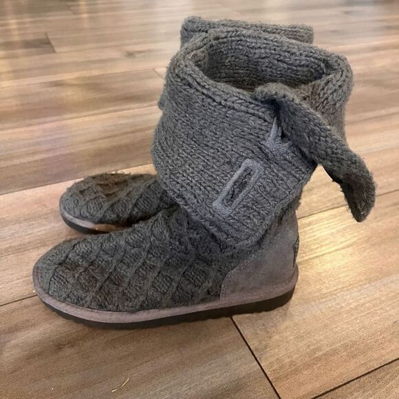 Ugg Grey Sweater‎ Fold Down Boots Women 3 - Picture 1 of 6